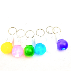2019 nuevo estilo de bombilla de plástico modelo LED luz larga llave hebilla juguetes para niños de 10 a 14 años - Product Image 3