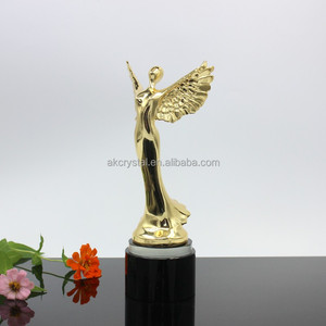AKMT1572 chaude mode ange en métal trophée figurines/logo Personnalisé Or Ange ailes Conception Trophée <span class=keywords><strong>Oscar</strong></span> - Product Image 1