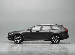 Nouveau modèle Volvo V90 Estate pour les aventures familiales - Product Image 4