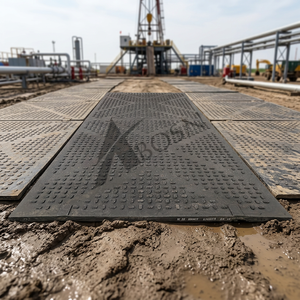 Tapis de protection du sol à connecteurs simples - Conception de bande de roulement diamantée double face <span class=keywords><strong>en</strong></span> UHMWPE, supporte des charges de 150 tonnes sur pelouses et terrains <span class=keywords><strong>en</strong></span> terre battue - Product Image 1
