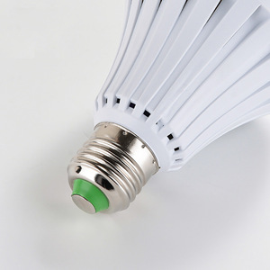 LED Emergency <b>Light</b> Bulb 9W E27 Solar Powered Rechargeable Lamp For Outdoor Night Market Use - Product Image 2
