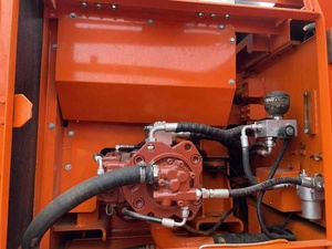 Excavatrice sur chenilles hydraulique d'occasion Doosan DH220LC-7 en bon état et à prix avantageux pour le terrassement - Product Image 5