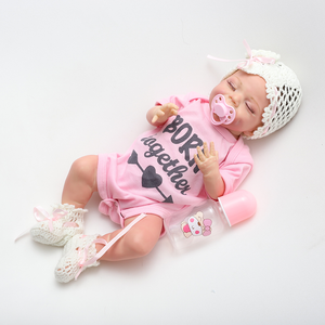 Muñeca de Vinilo de Silicona <span class=keywords><strong>con</strong></span> Expresión de Sonrisa y <span class=keywords><strong>Ojos</strong></span> <span class=keywords><strong>Cerrados</strong></span>, para Entrenamiento de Nuevos Padres, Coleccionable, Lavable - Product Image 6