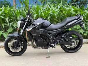 Motocicleta de Calle <span class=keywords><strong>Suzuki</strong></span> BK400 de 400-600cc, Bicilíndrica DOHC, Refrigerada por Líquido, Usada, Directo de Fábrica, Comparable con Nueva - Product Image 4