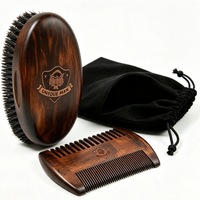 Ensemble brosse et peigne à barbe en bois naturel avec logo personnalisé, kit de toilettage de la barbe en poils de sanglier pour hommes, personnalisable