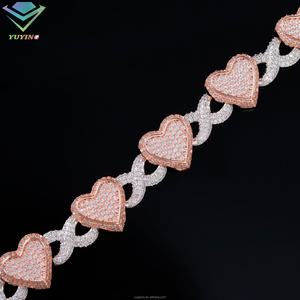 Yu Ying, Nuevo Brazalete Cubano de Dos Tonos, Joyería de Plata S925, Chapado en Oro de 18k, Brazalete Cubano con Forma de Corazón y Moissanita - Product Image 3