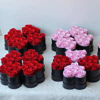 Großhandel Real Handmade Forever Roses Konservierte Blume Ewige stabilisierte konservierte Rosen in Heart Box Natural Preserved Roses
