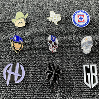 Pin Topi Kartun Terlaris Baru, Klip Topi Enamel Lunak, Pin Lencana Logam Logo Tim Baseball Dengan Rhinestone dan Glitter