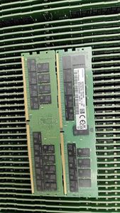 Mémoire serveur DIMM ECC Registered DDR4 32 Go 3200 MHz d'occasion, modèle privé, stock disponible - Product Image 2