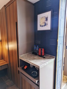 Muebles <span class=keywords><strong>de</strong></span> <span class=keywords><strong>Hotel</strong></span> Modernos Personalizados para Hoteles <span class=keywords><strong>de</strong></span> 5 Estrellas y Uso en Patios, Juegos <span class=keywords><strong>de</strong></span> Dormitorio <span class=keywords><strong>de</strong></span> Lujo en MDF con Diseño 3D y Servicio OEM/ODM - Product Image 3