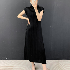 Vestido Plisado Miyake Estilo Casual PY con Cuello Redondo y Manga Corta, Largo hasta la Rodilla, Color Liso, Ropa Occidental para Mujer, Venta al por Mayor - Product Image 3
