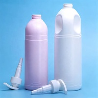 Vente en gros Bouteille de gel douche vide en plastique personnalisée 1L/2L Nouvelle grande bouteille de shampoing et d'après-shampooing