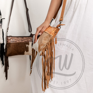 Design Premium nouveau sac en cuir élégant pour femmes frange de fourrure de vachette poignée unique Portable Style bohème saison d'hiver - Product Image 2