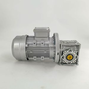 Motor Ye3 con Carcasa de Aluminio, Marco de 130 mm, Trifásico, Montaje en Pie, Reductor de Engranajes Industrial para Máquinas Herramienta - Product Image 1