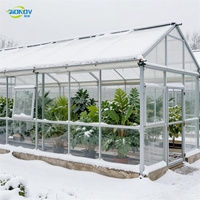 Grande serre multi-chapelles en polycarbonate pour l'agriculture, avec structure galvanisée à chaud et couverture en plaques PC, dotée d'un système d'ombrage externe