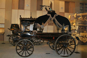 Nuevo Carroza Fúnebre Tradicional Retro de 4 Ruedas, Arrastrada por Caballos, con Certificación CE, 2 Asientos, Color Negro, HENGYISHENG - Product Image 5