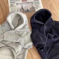 Vêtements pour chiens en polaire de polyester de haute qualité, nouvelle mode automne-hiver, petite robe pour chiot, sweat à capuche pour animaux de compagnie, tissu de luxe, vente en gros de jouets Songshan