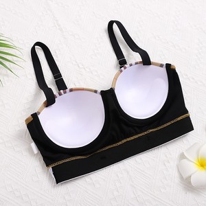 Ultimi Costumi da Bagno Firmati dal Catalogo: Classici a Quadri di Lusso, Bikini da <span class=keywords><strong>Spiaggia</strong></span> alla Moda per Donna, Cinture in Pelle Firmate - Product Image 5