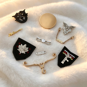 Étiquettes métalliques à coudre personnalisées avec logo gravé, accessoires vestimentaires pour maillots de bain et vêtements - Product Image 2