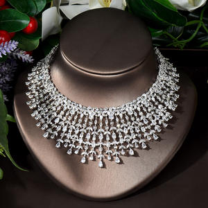 HIBRIDE Luxury <span class=keywords><strong>Dubai</strong></span> Nigeria CZ Crystal 4 piezas Nupcial Zirconia Conjuntos de joyería completos para mujeres Fiesta Boda Accesorios de joyería - Product Image 4