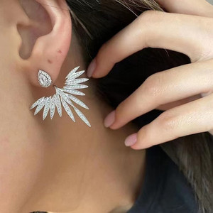 Boucles d'oreilles pendantes en cristal coréen pour femmes, bijoux fantaisie en forme d'aile d'ange, accessoires de mode, vente en gros - Product Image 3