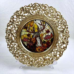 Assiettes rondes dorées écologiques en PP de 13 pouces <span class=keywords><strong>avec</strong></span> bord creux, motif floral, décoration de fête de mariage - Product Image 1