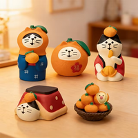 Glückliche Orange Katze Harz-Ornament-Set Pyramiden-Design Handgefertigt Handbemalt Niedliche Mini-Figur Heim-Desktop-Dekoration Musikliebhaber