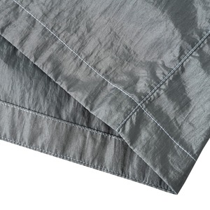 Chaqueta Ligera Impermeable de Nylon con Detalles Metálicos Estilo Hip-Hop Oversize de Lujo para Hombre, Colección 2026 - Product Image 4