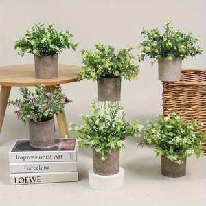 Hotsales Mini plantas en macetas artificiales Plantas de eucalipto Boj Rosemary Greenery en macetas Pequeñas plantas de interior - Product Image 1