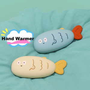 Chauffe-mains électronique rechargeable <span class=keywords><strong>de</strong></span> poche pour poisson <span class=keywords><strong>de</strong></span> dessin animé d'hiver 5000mAh Chargeur USB-C pour téléphone portable - Product Image 3
