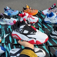 Chaussures de sport de basketball pour hommes et garçons, styles variés, antidérapantes, confortables, à prix bas, commande en gros