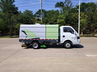Camion balayeuse-laveuse routière diesel 4,5T |   Véhicule compact de nettoyage urbain à 2 essieux pour les espaces étroits et l'assainissement communautaire