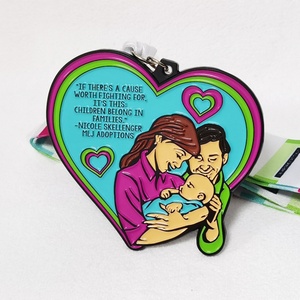 Medallas Personalizadas Modernas de Metal Antiguo con Logotipo Deportivo, para Maratón, Día de la Mujer, en 3D, de Aleación de Zinc, con Forma de Corazón - Product Image 4