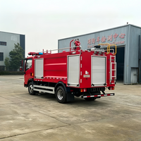 Camion-citerne à eau diesel Sinotruk HOWO 4X4 pour intervention d'urgence, 4 roues motrices, 5001-7000L, à prix avantageux