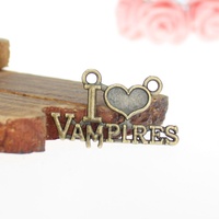 Connecteur 'I Heart Vampires' en alliage de zinc bronze antique, pièce centrale pour collier gothique