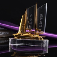 Modèle personnalisé de bateau à voile en métal et cristal, figurine de bateau à voile en verre, trophée de voile en cristal pour trophée de cristal Souvenirs