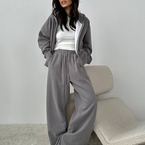 Ensemble de survêtement gris en polaire à capuche pour femme, coupe ample, pantalon large, manches longues, décontracté, toutes saisons, ensemble 2 pièces - Product Image 2
