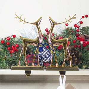 2025 support de bas en métal cerf debout pour décor de noël avec support utilitaire décoratif pour la maison de couleur dorée meilleur vendeur - Product Image 3