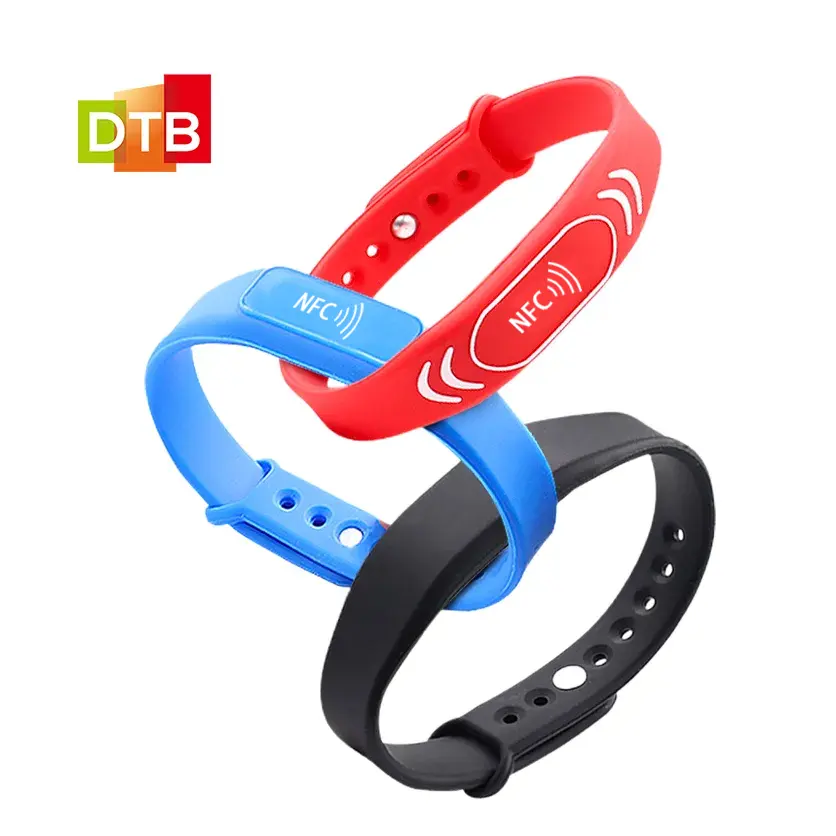 Hot Social Media Share Slim Nfc pulseira inteligente Banda Personalizado Fino Nfc Pulseira Rfid Silicone Pulseira