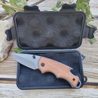 Couteau pliant de camping de survie en plein air EDC étanche manche en bois couteau de poche boîte de rangement en acier inoxydable OEM personnalisable