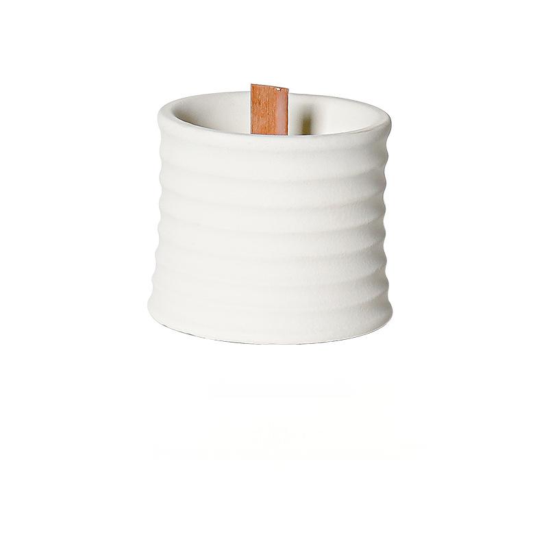 Vaso vacío blanco cremoso