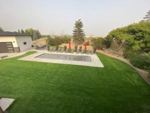 <span class=keywords><strong>Gazon</strong></span> artificiel <span class=keywords><strong>de</strong></span> qualité supérieure pour piscine, prix avantageux, <span class=keywords><strong>rouleau</strong></span> <span class=keywords><strong>de</strong></span> <span class=keywords><strong>gazon</strong></span> artificiel pour aménagement paysager <span class=keywords><strong>de</strong></span> jardin, <span class=keywords><strong>gazon</strong></span> synthétique - Product Image 4
