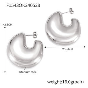 Pendientes Clásicos, Elegantes y Sencillos con Personalidad, Geométricos, Huecos, en Forma de U, de Acero Inoxidable, Chapados en Oro, Estilo Casual - Product Image 3