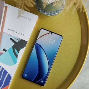 Processeur rapide MediaTek 6100+ Écran personnel 6,7 pouces 12X 5G 2400*1080 2K Android 14 256 Go 512 Go Smartphone Téléphone mobile - Product Image 3