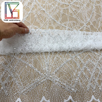 Tissu en dentelle de tulle blanc Chantilly brodé de perles et de sequins, maille de luxe française pour robe de mariée