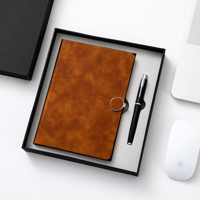 สีน้ำตาล