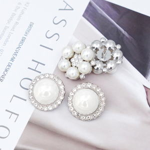 Tùy Chỉnh May Nút Kim Loại Ngọc Trai Chân Nút Rhinestone Nút Cho Phụ Nữ Áo Khoác Và Áo Khoác - Product Image 1