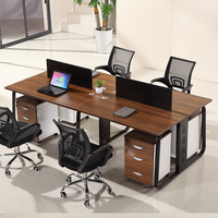Bureau bureau personnel bureau simple moderne écran station casier partition employé bureau d'ordinateur