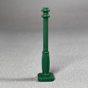 MOC Pièces de construction à petites particules 11062 Poteau d'éclairage creux 2x2x7 Lampe de rue Scène de rue - Product Image 6