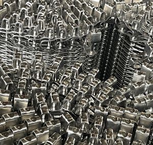 สายพานลำเลียงลวดตาข่ายแบบเกลียวสำหรับ316 304เกรดอาหารทำจากสเตนเลสสตีลทนความร้อนปรับแต่งได้ - Product Image 3